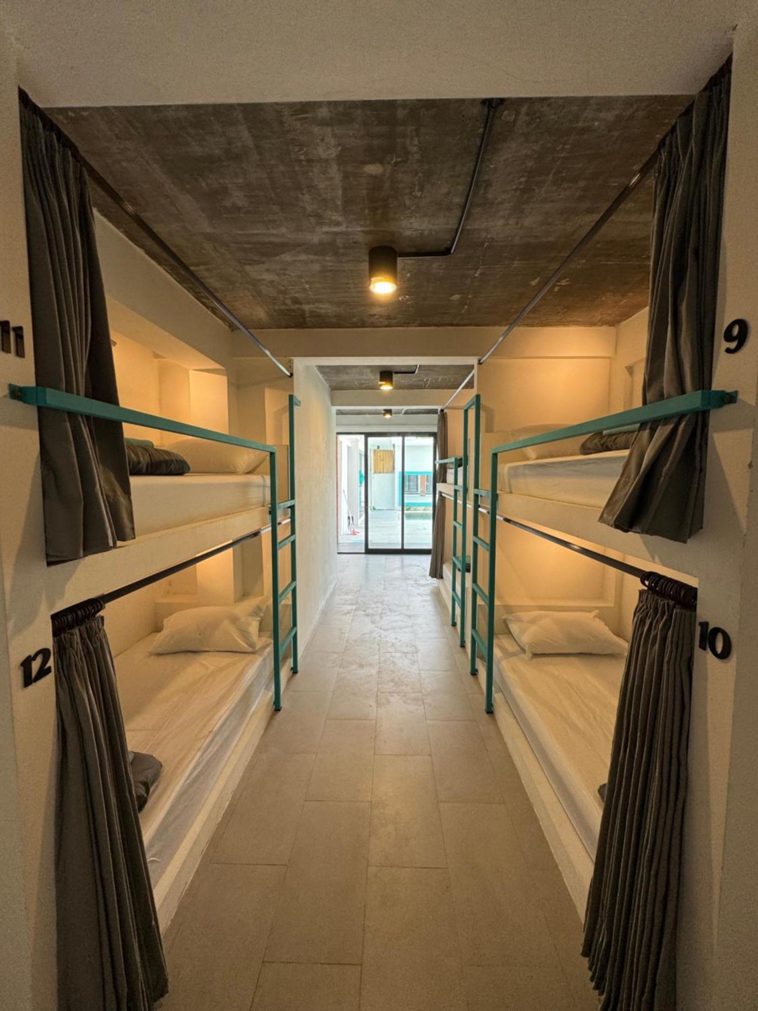 Canggu Central Hostel Eksteriør billede
